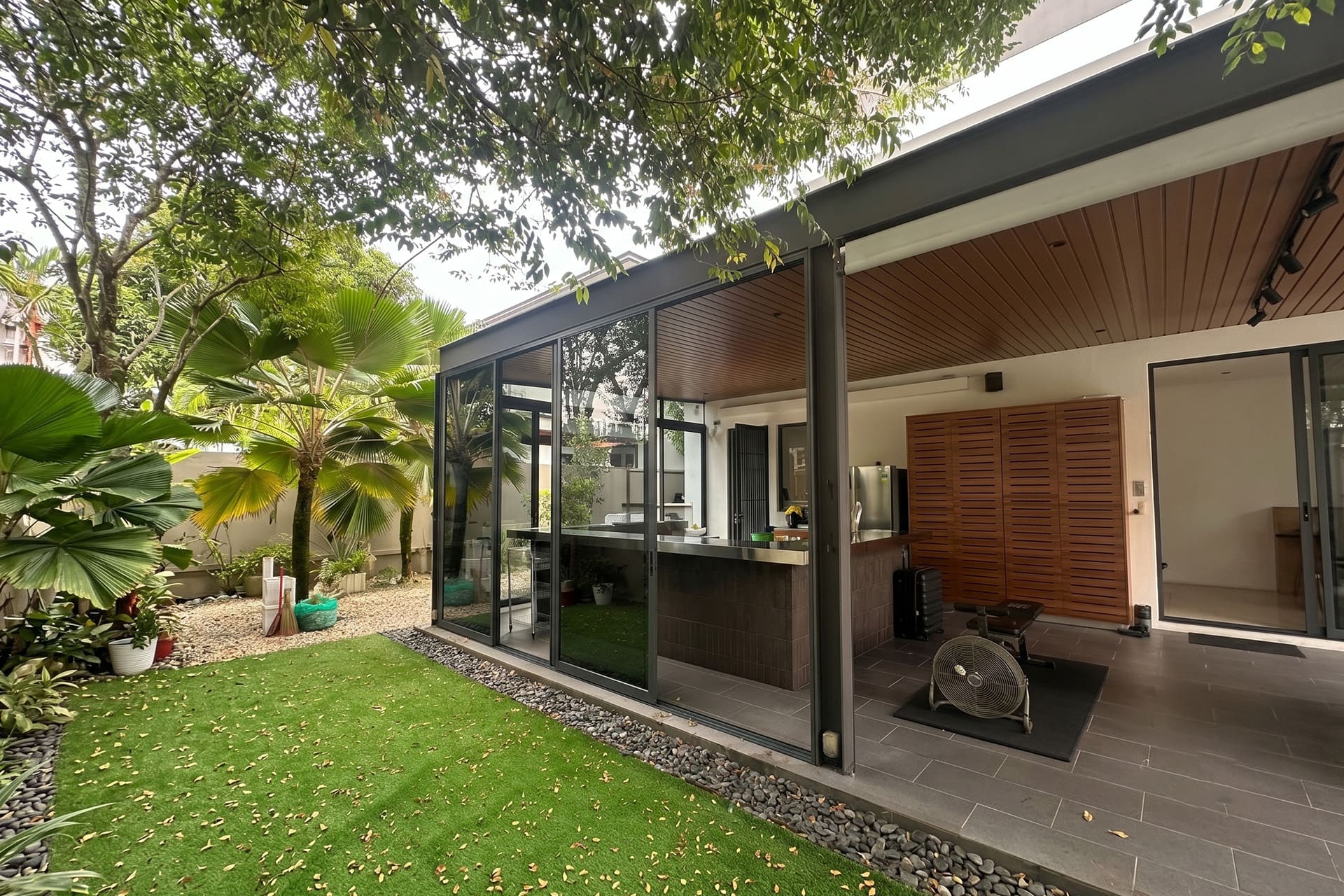 glass-house-20